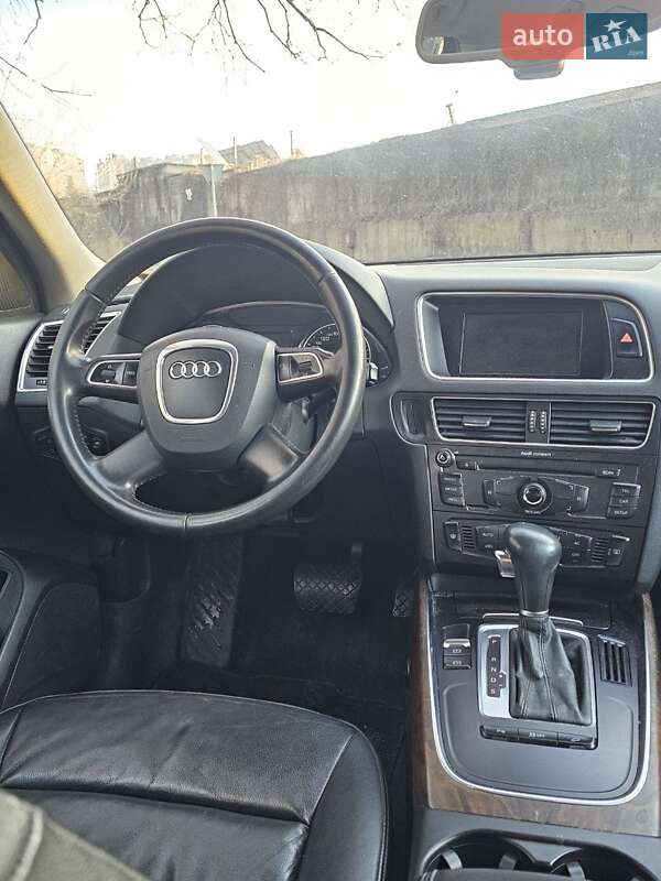 Внедорожник / Кроссовер Audi Q5 2010 в Киеве фото 22 Внедорожник / Кроссовер Audi Q5 2010 в Киеве
