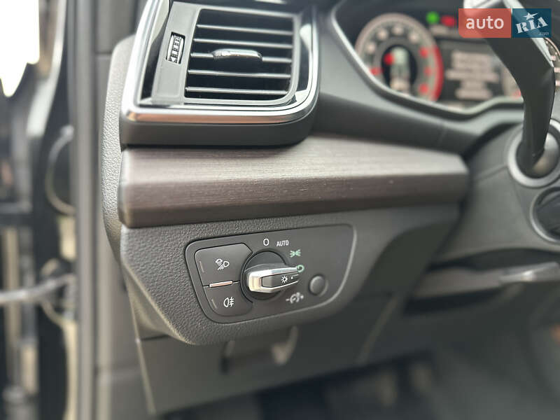 Внедорожник / Кроссовер Audi Q5 2022 в Львове фото 22 Внедорожник / Кроссовер Audi Q5 2022 в Львове