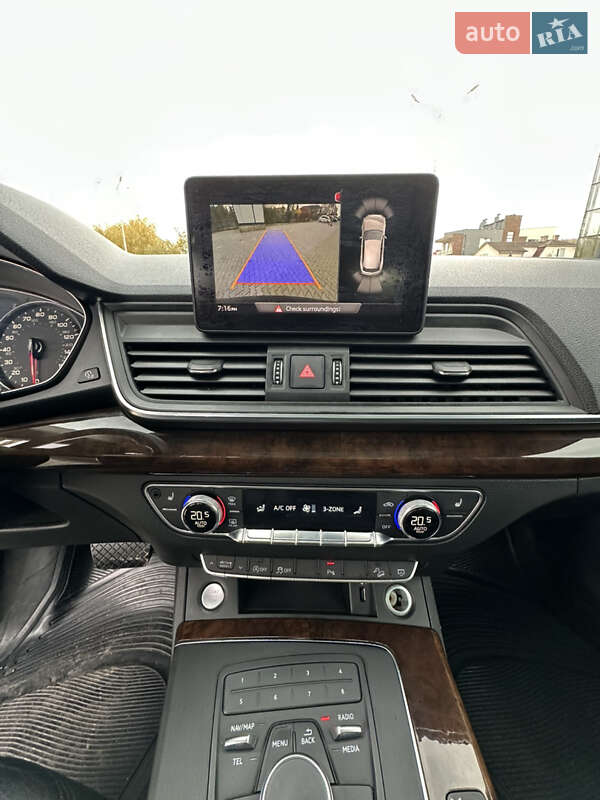 Внедорожник / Кроссовер Audi Q5 2019 в Киеве