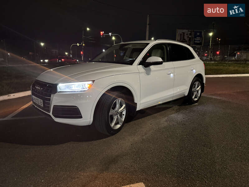 Внедорожник / Кроссовер Audi Q5 2019 в Житомире фото 23 Внедорожник / Кроссовер Audi Q5 2019 в Житомире