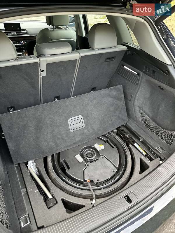 Внедорожник / Кроссовер Audi Q5 2018 в Львове фото 69 Внедорожник / Кроссовер Audi Q5 2018 в Львове