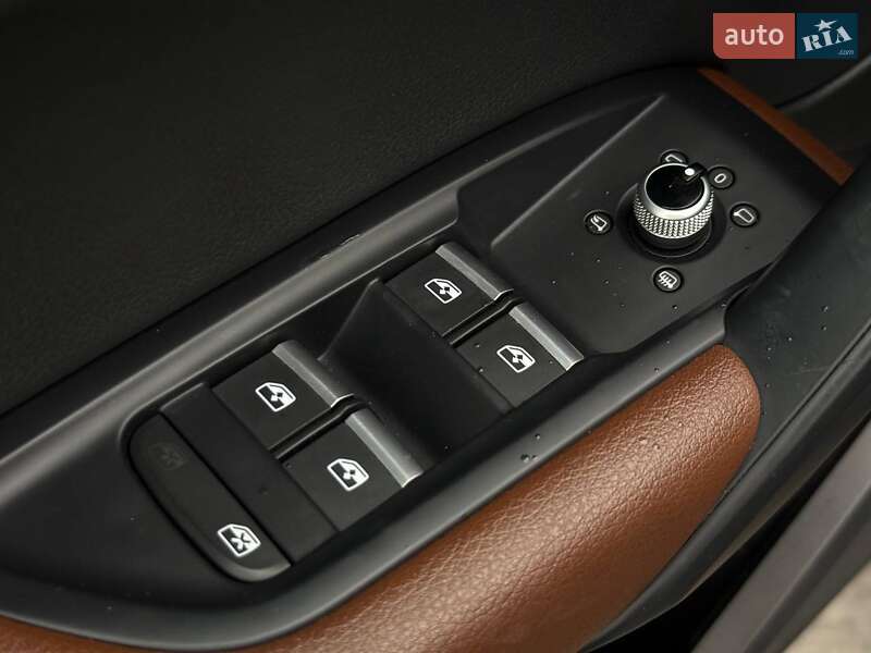 Внедорожник / Кроссовер Audi Q5 2018 в Ровно