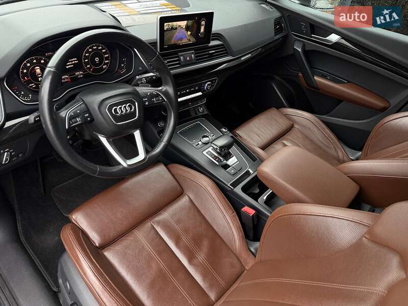 Внедорожник / Кроссовер Audi Q5 2018 в Ровно