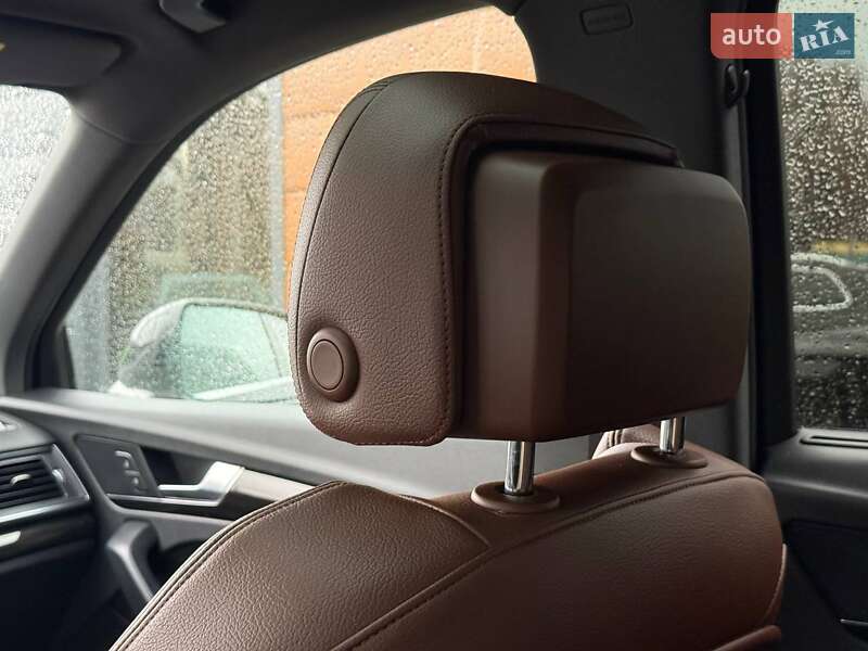 Внедорожник / Кроссовер Audi Q5 2018 в Ровно