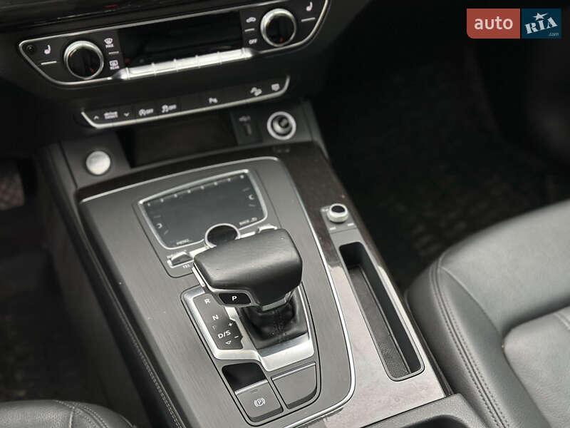 Внедорожник / Кроссовер Audi Q5 2020 в Виннице фото 15 Внедорожник / Кроссовер Audi Q5 2020 в Виннице