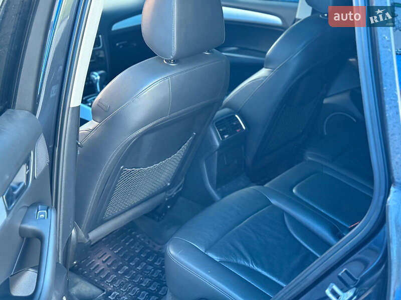 Внедорожник / Кроссовер Audi Q5 2013 в Каменец-Подольском