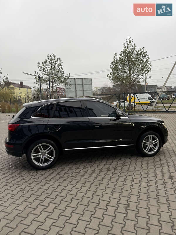 Позашляховик / Кросовер Audi Q5 2012 в Рівному