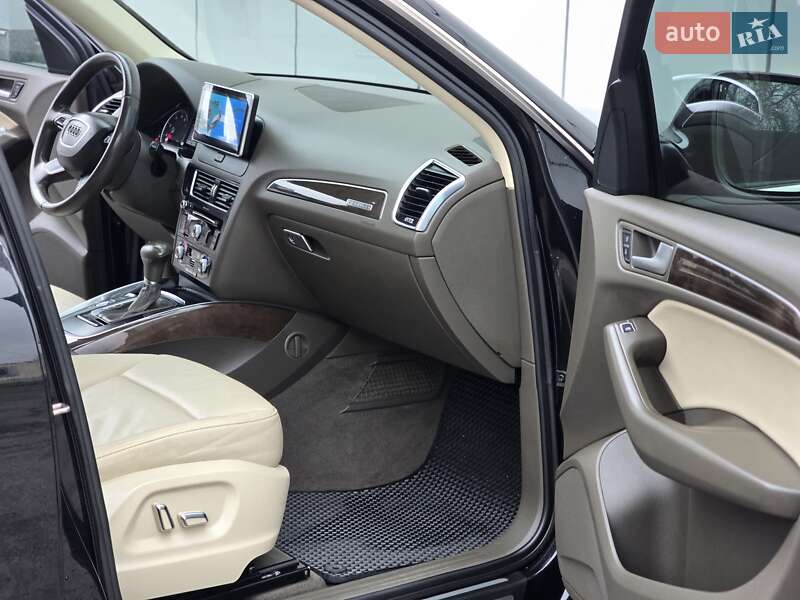 Внедорожник / Кроссовер Audi Q5 2012 в Харькове