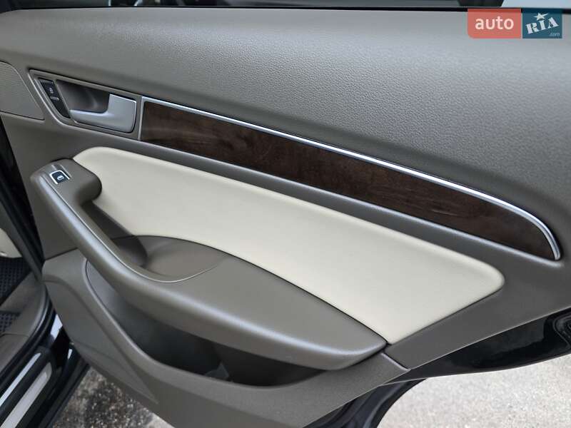 Внедорожник / Кроссовер Audi Q5 2012 в Харькове