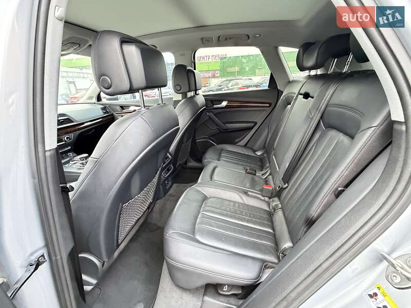 Внедорожник / Кроссовер Audi Q5 2018 в Киеве