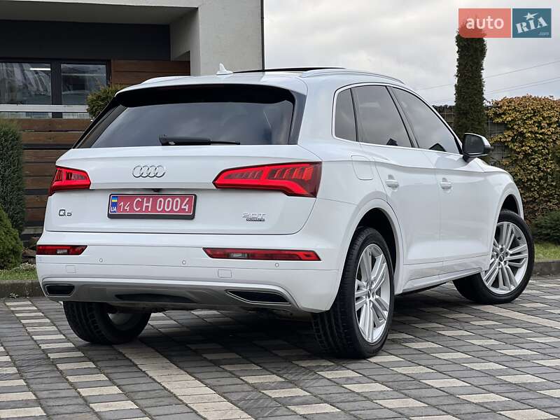 Внедорожник / Кроссовер Audi Q5 2018 в Стрые