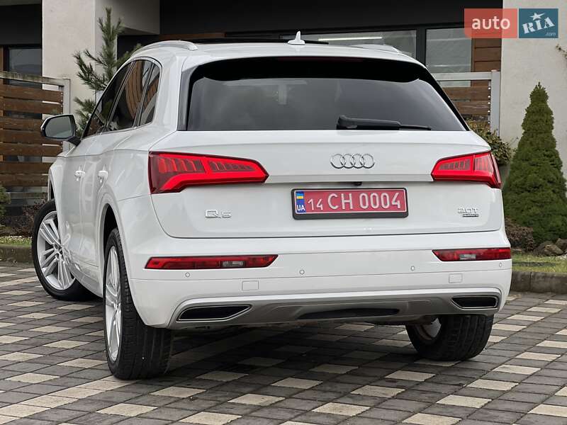 Внедорожник / Кроссовер Audi Q5 2018 в Стрые