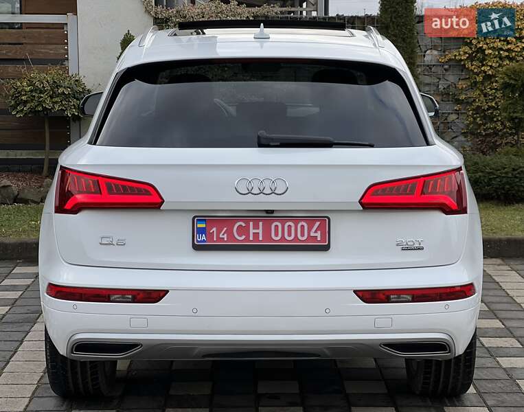 Внедорожник / Кроссовер Audi Q5 2018 в Стрые