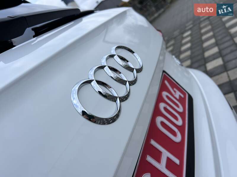 Внедорожник / Кроссовер Audi Q5 2018 в Стрые