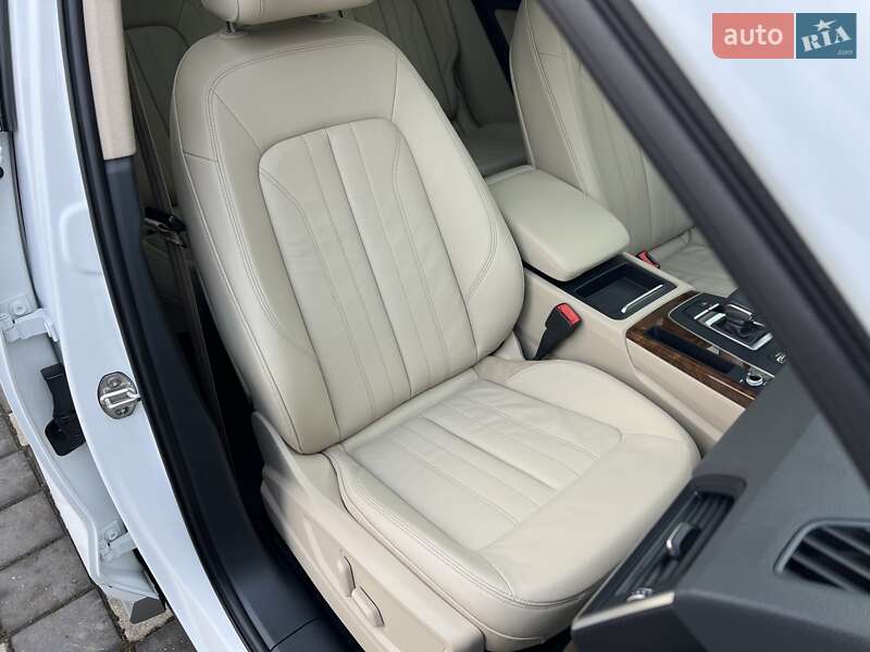 Внедорожник / Кроссовер Audi Q5 2018 в Стрые