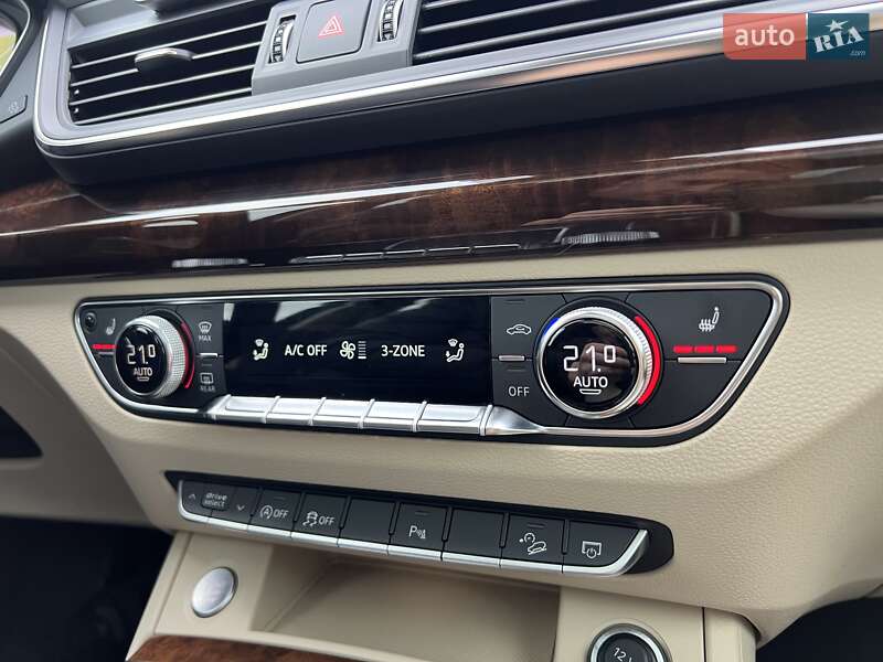 Внедорожник / Кроссовер Audi Q5 2018 в Стрые