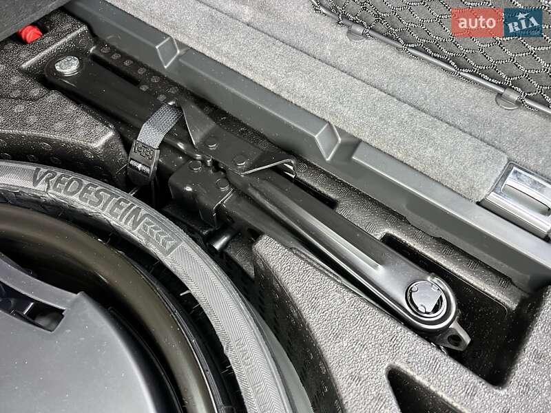 Внедорожник / Кроссовер Audi Q5 2018 в Стрые