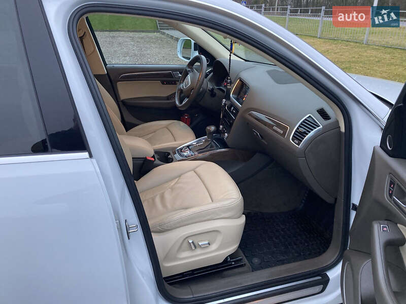 Внедорожник / Кроссовер Audi Q5 2015 в Киеве