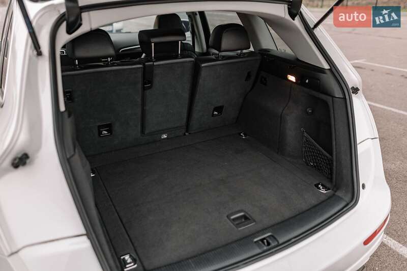 Внедорожник / Кроссовер Audi Q5 2015 в Ровно фото 29 Внедорожник / Кроссовер Audi Q5 2015 в Ровно