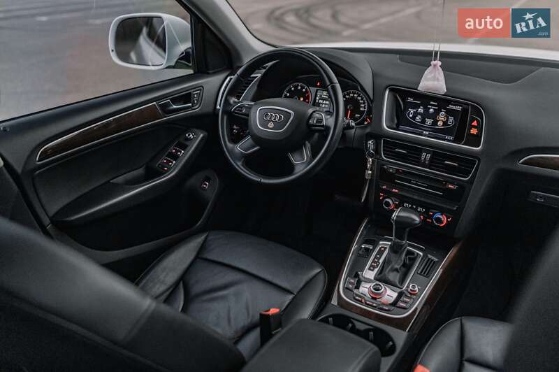Внедорожник / Кроссовер Audi Q5 2015 в Ровно фото 67 Внедорожник / Кроссовер Audi Q5 2015 в Ровно