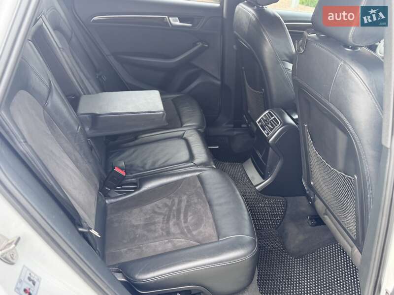 Внедорожник / Кроссовер Audi Q5 2016 в Виннице