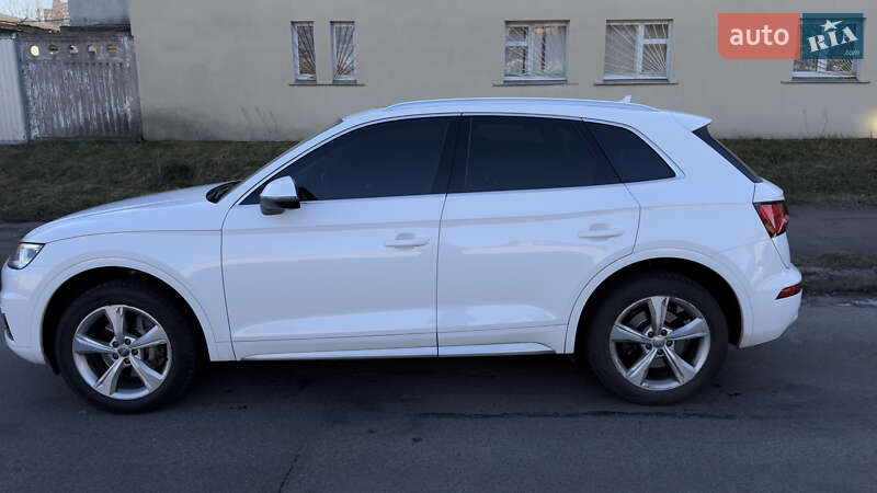 Внедорожник / Кроссовер Audi Q5 2018 в Киеве фото 22 Внедорожник / Кроссовер Audi Q5 2018 в Киеве