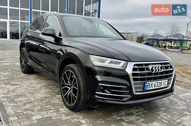 Внедорожник / Кроссовер Audi Q5 2019 в Хмельницком