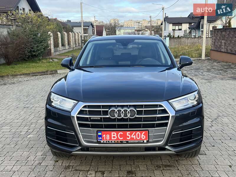 Внедорожник / Кроссовер Audi Q5 2018 в Ровно