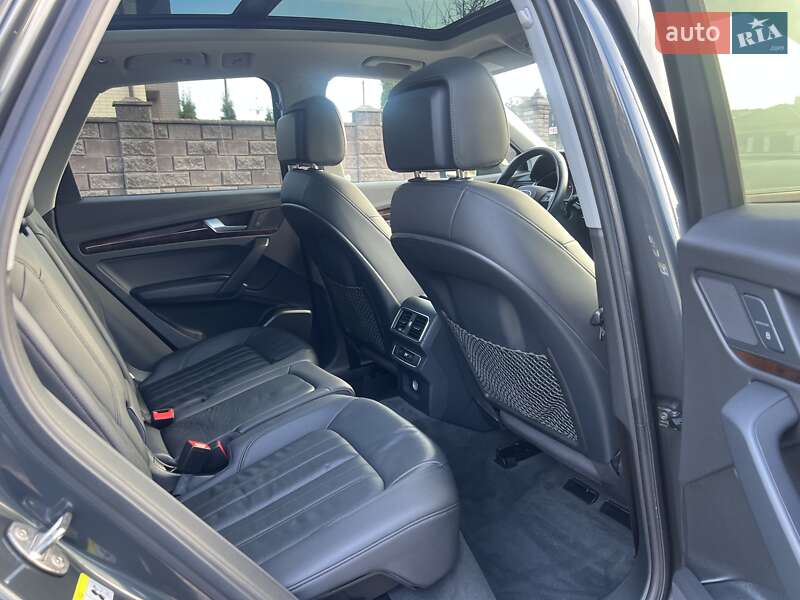 Внедорожник / Кроссовер Audi Q5 2018 в Ровно