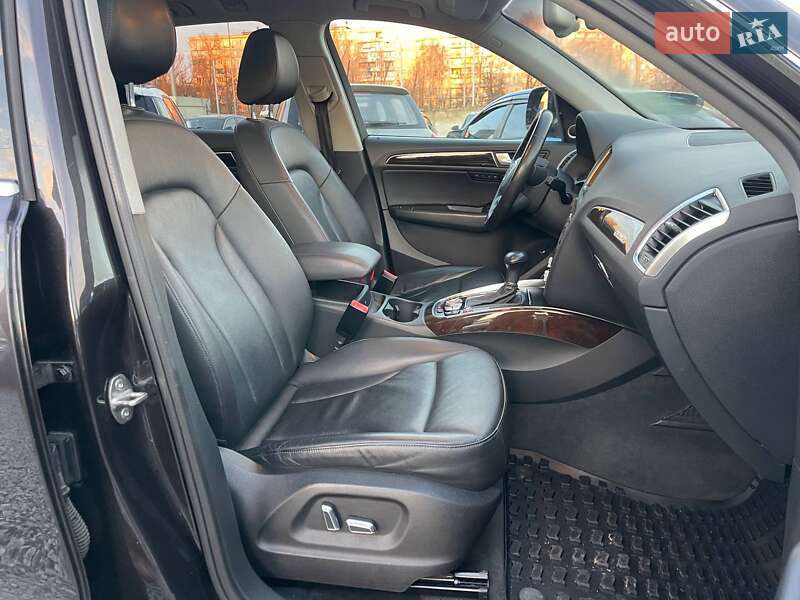 Внедорожник / Кроссовер Audi Q5 2014 в Киеве