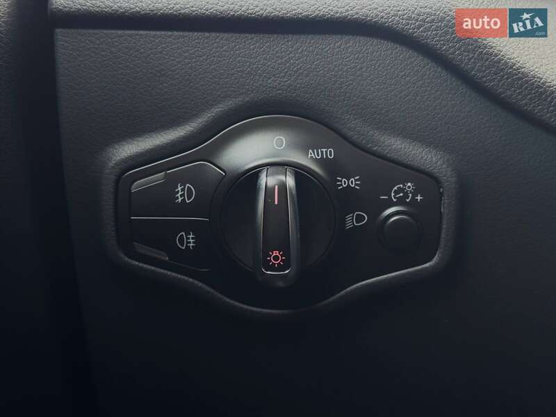 Внедорожник / Кроссовер Audi Q5 2015 в Ровно фото 32 Внедорожник / Кроссовер Audi Q5 2015 в Ровно