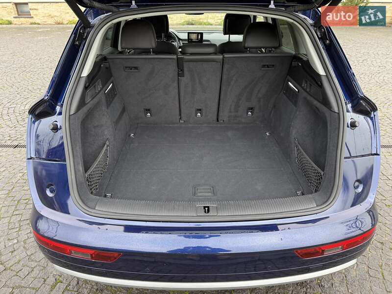 Внедорожник / Кроссовер Audi Q5 2020 в Львове фото 57 Внедорожник / Кроссовер Audi Q5 2020 в Львове