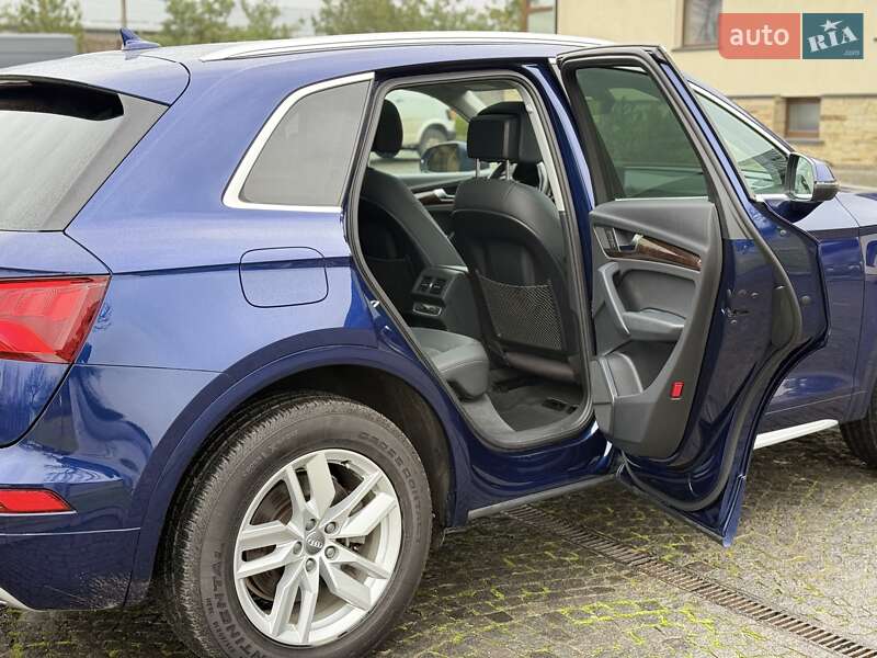 Внедорожник / Кроссовер Audi Q5 2020 в Львове фото 74 Внедорожник / Кроссовер Audi Q5 2020 в Львове