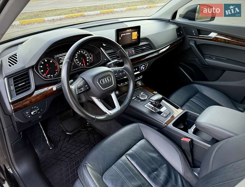 Внедорожник / Кроссовер Audi Q5 2017 в Киеве фото 18 Внедорожник / Кроссовер Audi Q5 2017 в Киеве