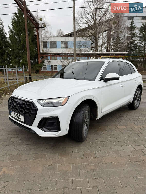 Внедорожник / Кроссовер Audi Q5 2020 в Нетешине