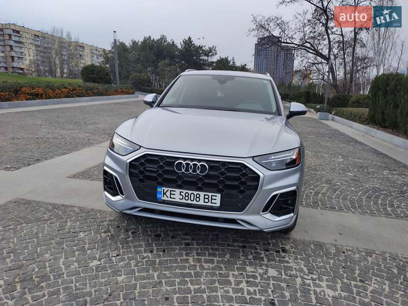 Внедорожник / Кроссовер Audi Q5 2023 в Днепре