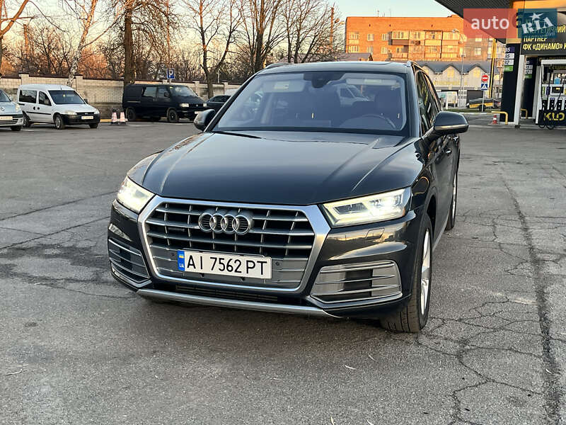 Внедорожник / Кроссовер Audi Q5 2017 в Василькове