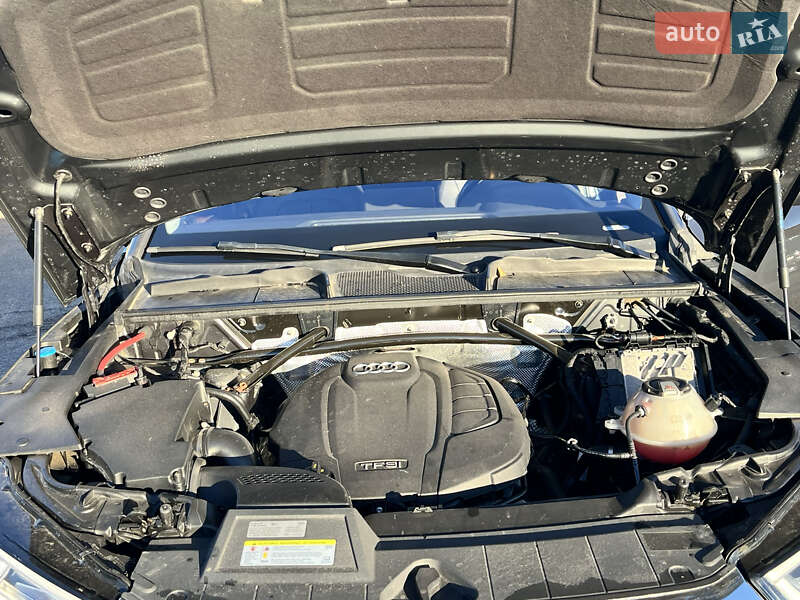 Внедорожник / Кроссовер Audi Q5 2017 в Василькове