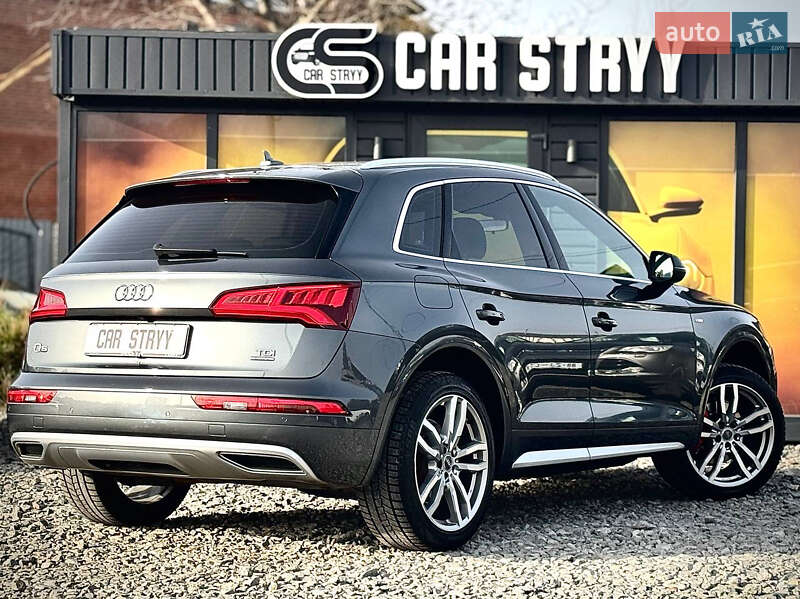 Внедорожник / Кроссовер Audi Q5 2016 в Стрые