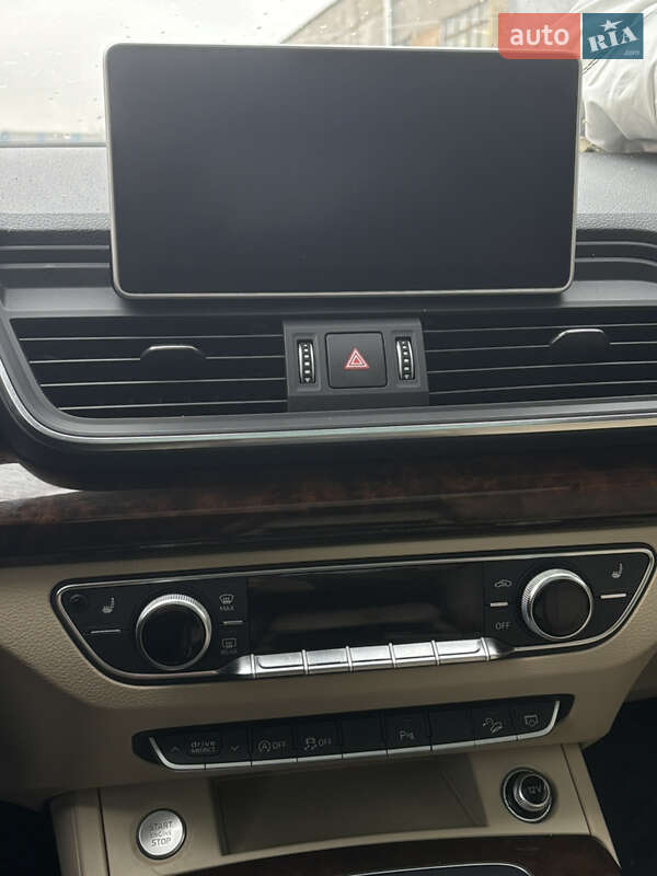 Внедорожник / Кроссовер Audi Q5 2017 в Киеве фото 13 Внедорожник / Кроссовер Audi Q5 2017 в Киеве