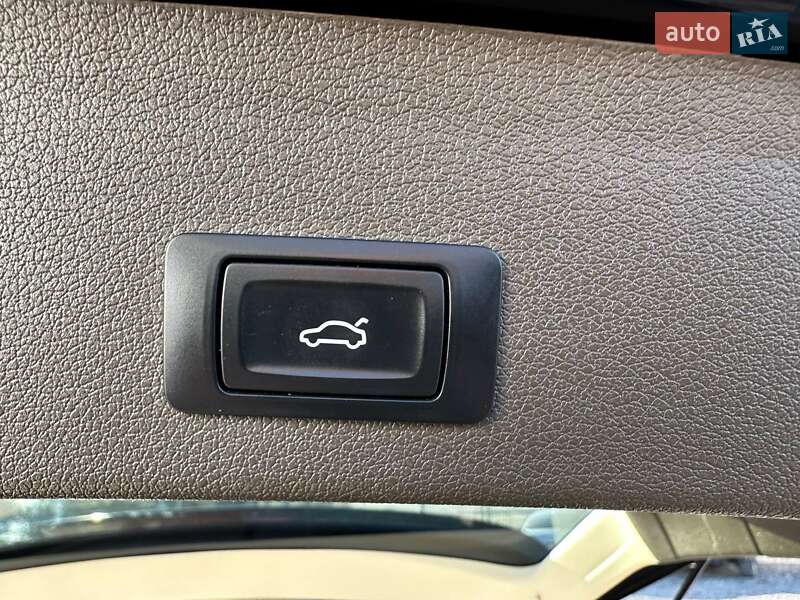 Внедорожник / Кроссовер Audi Q5 2016 в Львове