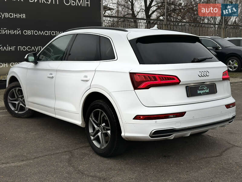 Внедорожник / Кроссовер Audi Q5 2018 в Харькове