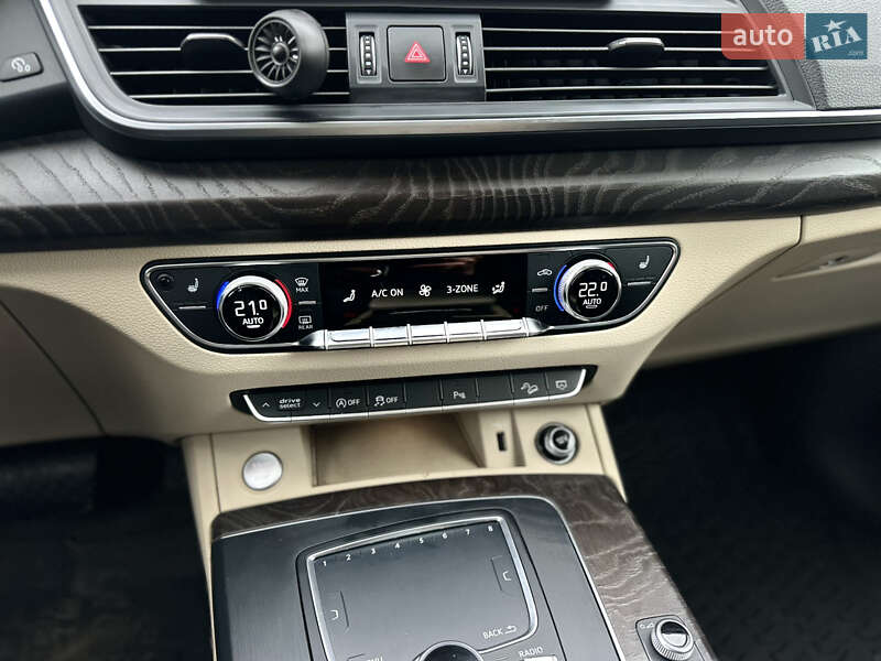 Внедорожник / Кроссовер Audi Q5 2018 в Харькове