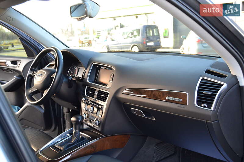 Внедорожник / Кроссовер Audi Q5 2015 в Дрогобыче