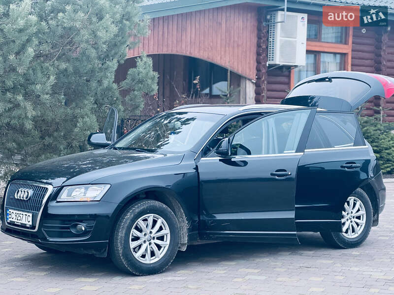 Внедорожник / Кроссовер Audi Q5 2010 в Львове