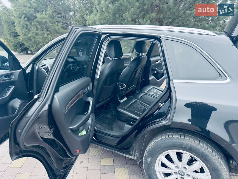 Внедорожник / Кроссовер Audi Q5 2010 в Львове