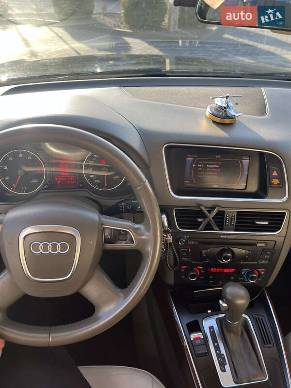 Внедорожник / Кроссовер Audi Q5 2011 в Городке фото 11 Внедорожник / Кроссовер Audi Q5 2011 в Городке