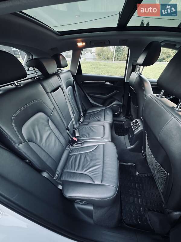 Позашляховик / Кросовер Audi Q5 2014 в Шептицькому