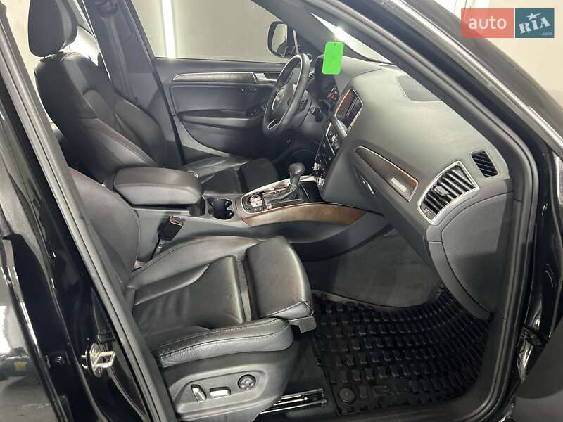 Внедорожник / Кроссовер Audi Q5 2016 в Виноградове