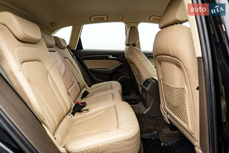 Внедорожник / Кроссовер Audi Q5 2013 в Киеве